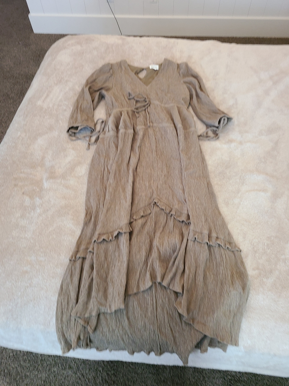 Womens Green Ruffled Tiered Maxi Dress